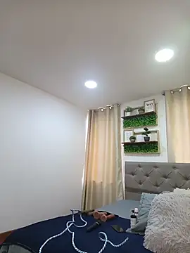 sasi luna online show from March 28, 2:38 pm