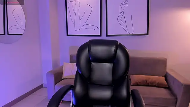 MiaFarrell  online show from November 5, 6:24 pm