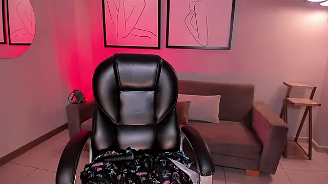 BellaCarteer  online show from November 17, 6:41 pm