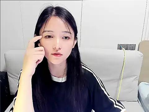 CN-Babycat online show from October 3, 11:15 am