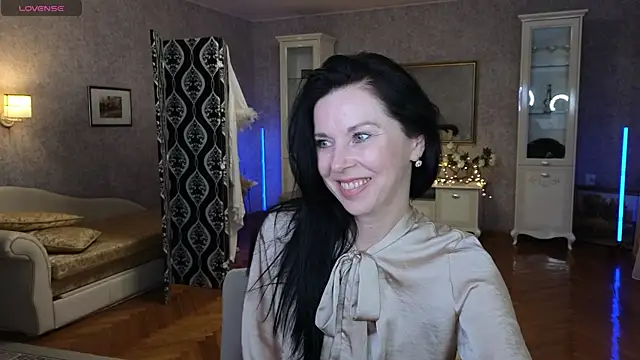 LinaJoy online show from April 20, 7:39 pm