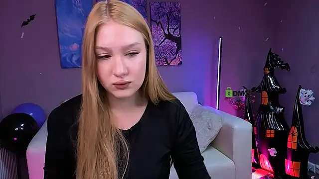 playful sophie online show from November 2, 12:19 pm