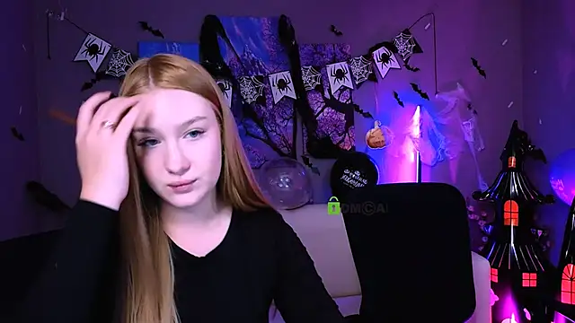 playful sophie online show from October 28, 11:20 pm