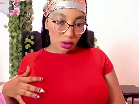 AmyBriiggs online show from February 8, 4:27 am