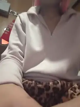 carmelbbyx22 online show from April 5, 9:03 pm