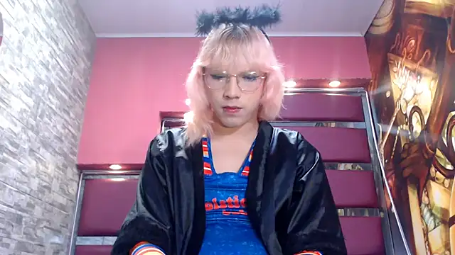 perfectlump online show from November 8, 4:01 pm