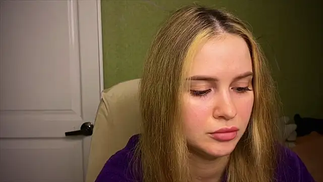 IlonaMurf online show from April 11, 4:21 pm