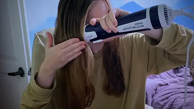 IlonaMurf online show from October 15, 7:55 am