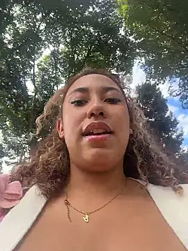 lauraltt online show from January 16, 7:21 pm