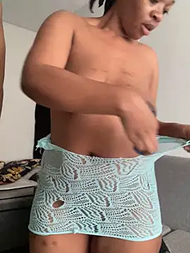 beverlyxxxx online show from November 12, 12:25 pm