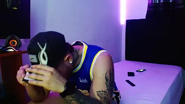 miia-liiam online show from February 1, 6:45 am