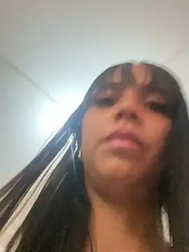 dani-lue online show from March 27, 1:23 pm