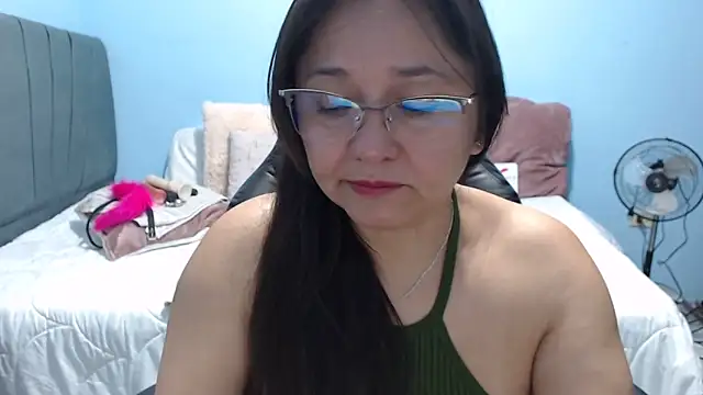 AngelRouss online show from June 13, 12:52 am