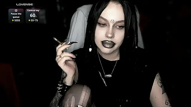 alexx succubus online show from May 2, 9:40 pm