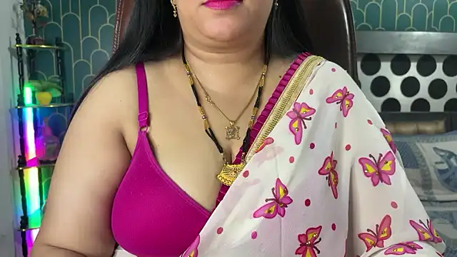 FlatVincy4 online show from February 15, 7:33 am