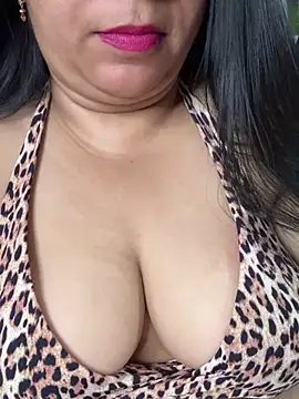 FlatVincy4 online show from November 19, 12:10 am