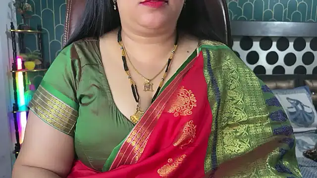 FlatVincy4 online show from February 14, 6:48 am