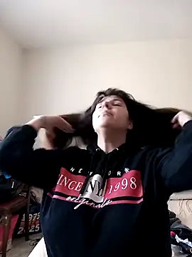 Heleneecesmecs2 online show from March 26, 4:42 pm