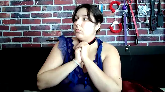 Heleneecesmecs2 online show from November 17, 1:34 pm