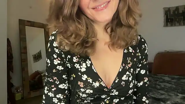 leahsparkles online show from November 30, 1:15 pm