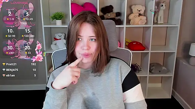 EricaElliott online show from April 25, 12:52 pm