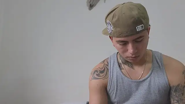 Thiago x Sahara online show from November 17, 12:28 pm