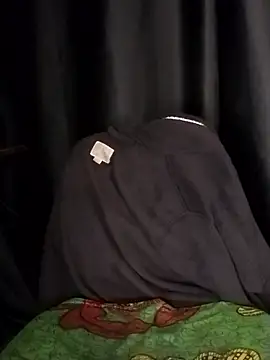 Queen-BEEE online show from January 16, 10:17 pm