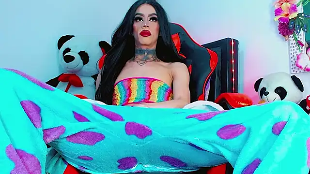 Snapshot of AlexaDevils chatting on September 25, 6:39 pm AlexaDevils online show from September 25, 6:39 pm