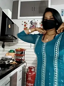 Best-Couple online show from February 24, 3:49 am