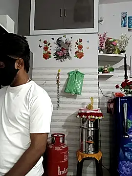 Best-Couple online show from April 22, 7:05 am