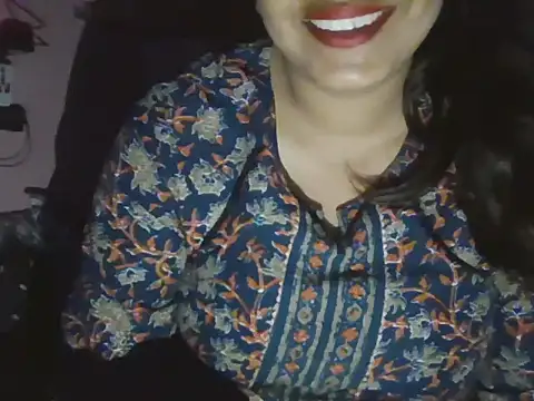 Hot-shanvi online show from June 3, 11:43 pm