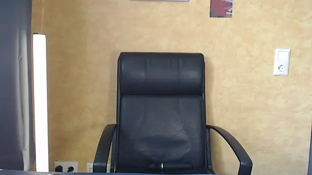 mysterious charming online show from October 5, 7:24 am