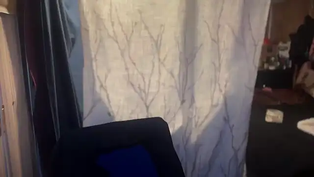 mamifresita online show from November 27, 2:25 am