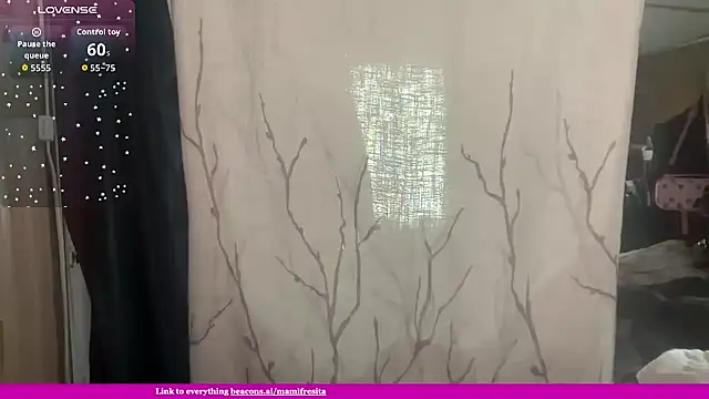 mamifresita online show from April 12, 5:49 pm