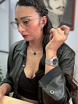 BELLA--26 online show from January 13, 2:32 pm