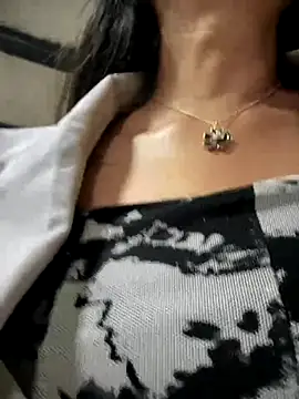 BELLA--26 online show from October 27, 1:50 pm