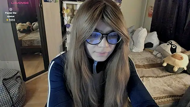 alexiamaleax online show from April 23, 12:41 am