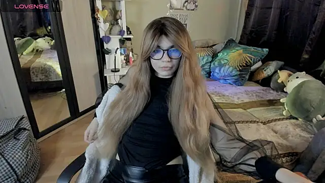 alexiamaleax online show from April 17, 2:02 am