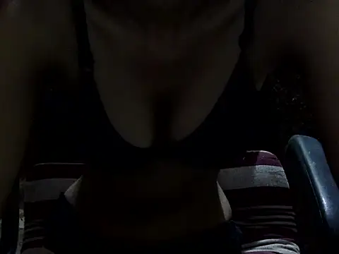 Snapshot of Ruhi_patel1 chatting on October 4, 5:02 am Ruhi patel1 online show from October 4, 5:02 am