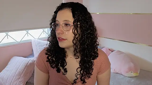 Snapshot of Charlotte__Miller chatting on October 3, 1:27 pm Charlotte Miller online show from October 3, 1:27 pm