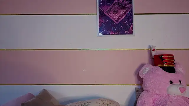 Charlotte  Miller online show from February 3, 11:37 am