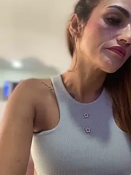 Samantha bigboobs online show from November 13, 9:36 pm