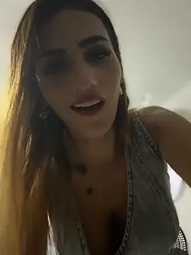 Samantha bigboobs online show from March 6, 10:49 pm