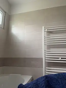 NNNoire online show from April 16, 7:08 am