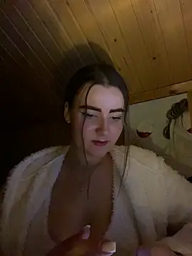 mewKate online show from March 1, 9:58 pm