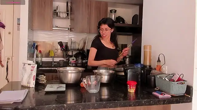 shamelesss  online show from January 7, 9:18 pm