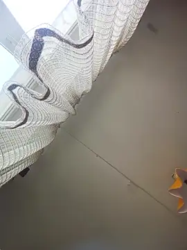 Lauren Amabel online show from April 21, 10:11 am