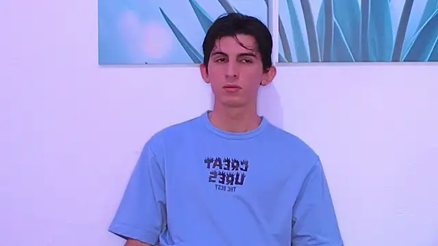 Ana and Leo online show from March 6, 4:02 pm