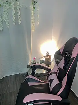 karla hotgirl online show from March 31, 12:32 am