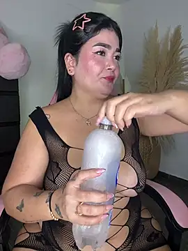 karla hotgirl online show from July 12, 1:39 am